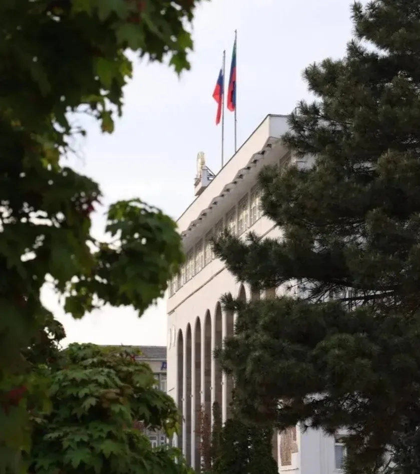 В понедельник, 13 апреля, глава Дагестана Сергей Меликов проведёт очередное заседание оперштаба по ликвидации последствий обильных осадков
